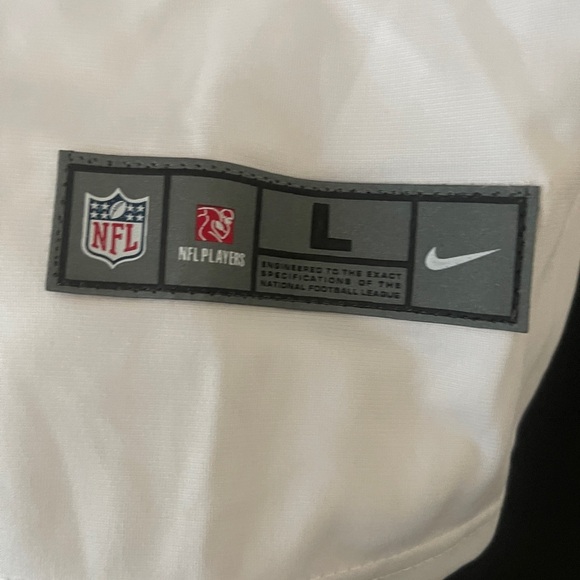 PATRIOTS  WomensJersey Top Size LARGE Pre-Loved NFL Jersey - Game Day Ready - - Picture 3 of 5